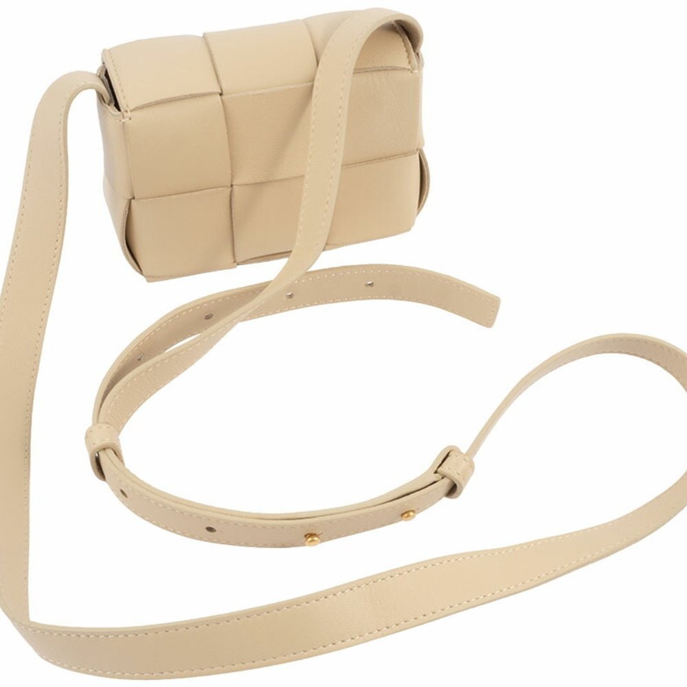 BOTTEGA VENETA Beige Lambskin Leather Shoulder Bag - Picture 5 of 10